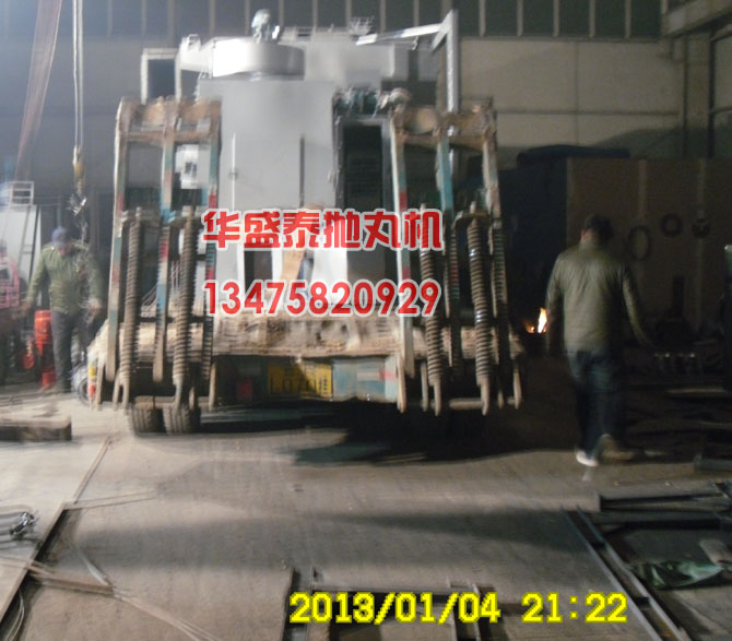 大型吊鉤式拋丸機發貨現場圖