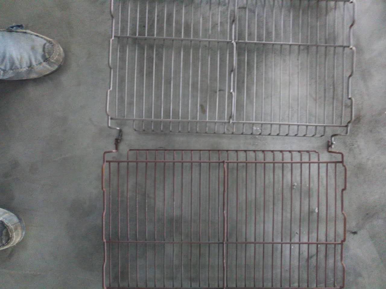 2017年發往大連的381懸鏈拋丸機安裝調試完畢